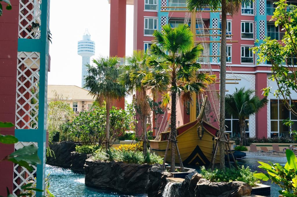 Grand Caribbean Resort Jomtian Pattaya Exterior photo