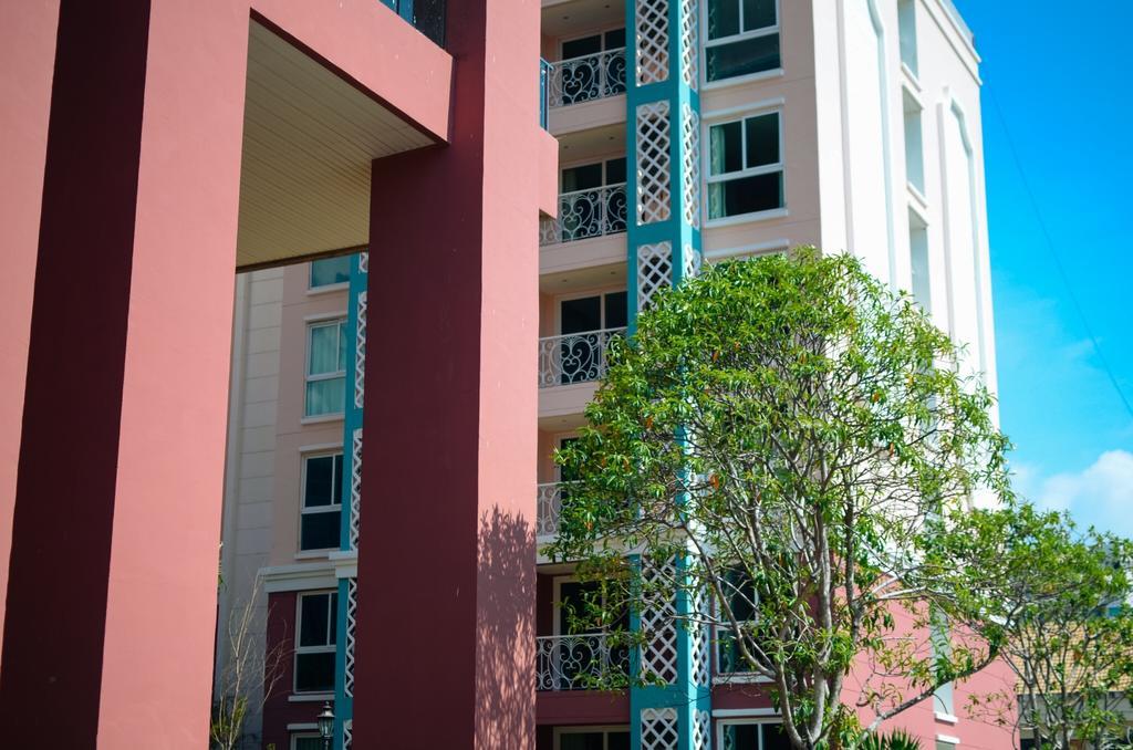 Grand Caribbean Resort Jomtian Pattaya Exterior photo